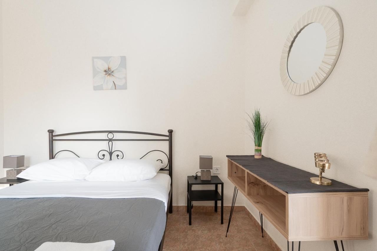 Mtc-Sfs Apartment By The Sea And Airport Porto Rafti Luaran gambar